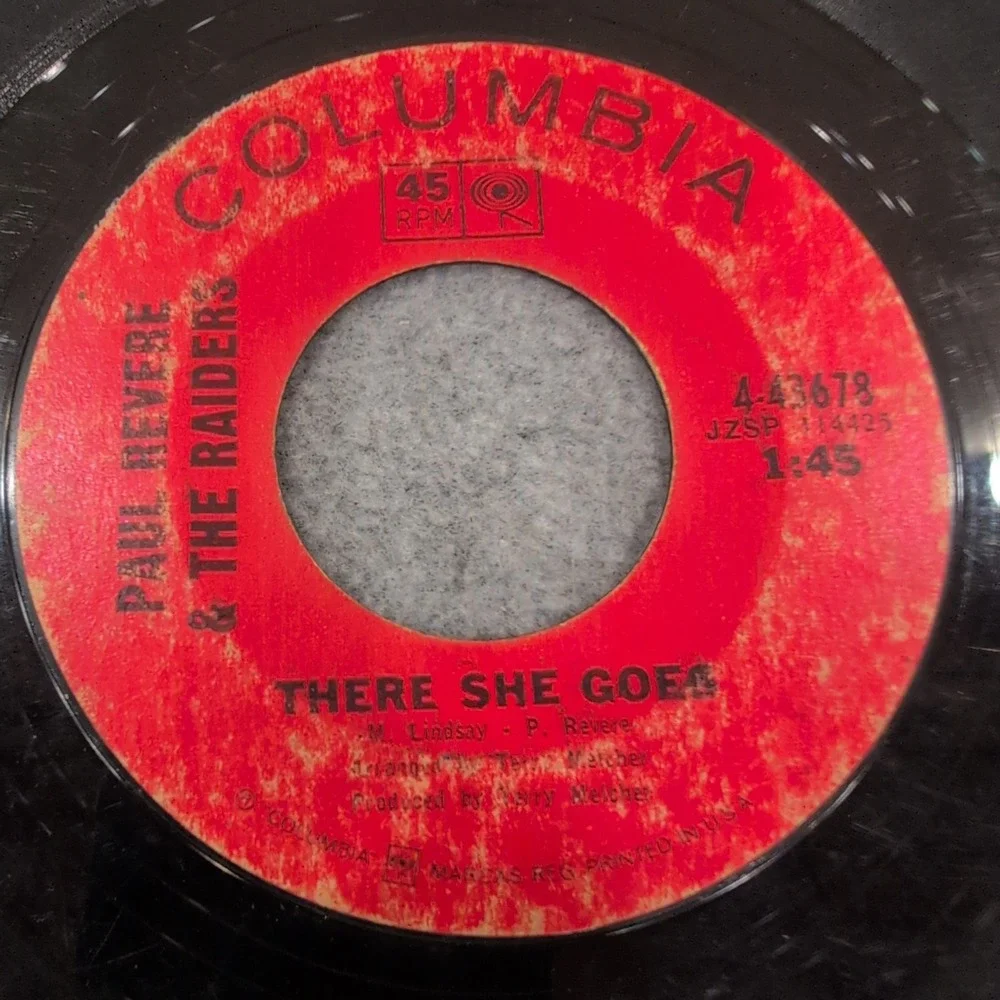 Paul Revere & The Raiders Hungry There She Goes 45 RPM Columbia 4-43678 Vinyl - Picture 2 of 4